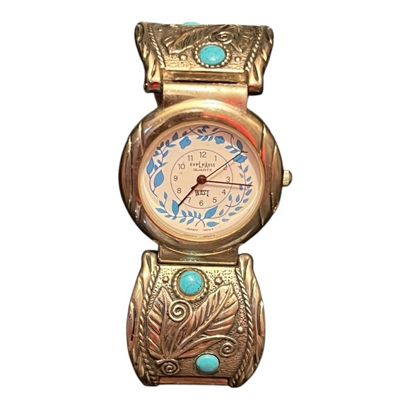 Lot of Pre Owned Vintage Southwest Jewelry - Picture 7 of 9